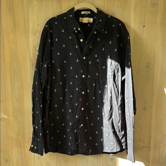 H&M Other - H&M LOGG Button Down Shirt Size L